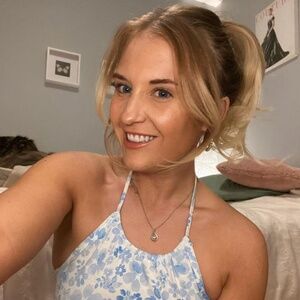 Meet your Posher, Sara beth